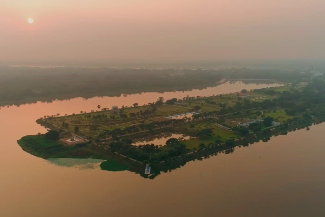 Motijheel, the horseshoe lake the resort is named for